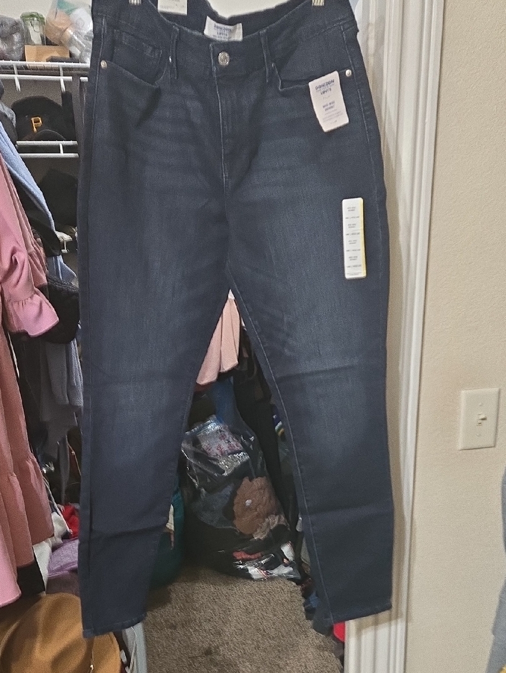 Levi's Dark Blue Mid-Rise Skinny Jeans